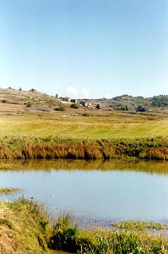 Terranera, Pozzo Caldaio e le Grotte di Stiffe